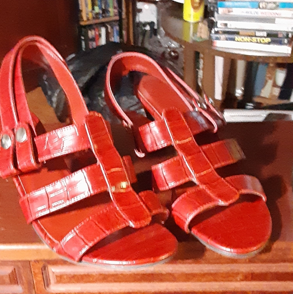 Red sandals NWOT size 8 new
